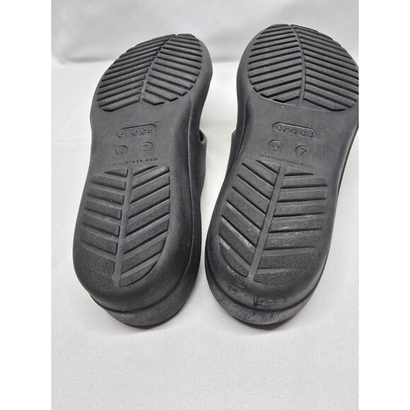 Crocs Women's Sanrah Wedge Strappy Sandals Black Size 7 - Picture 8 of 9
